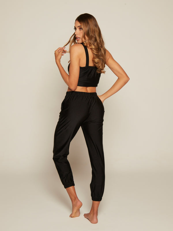 SET BLACK